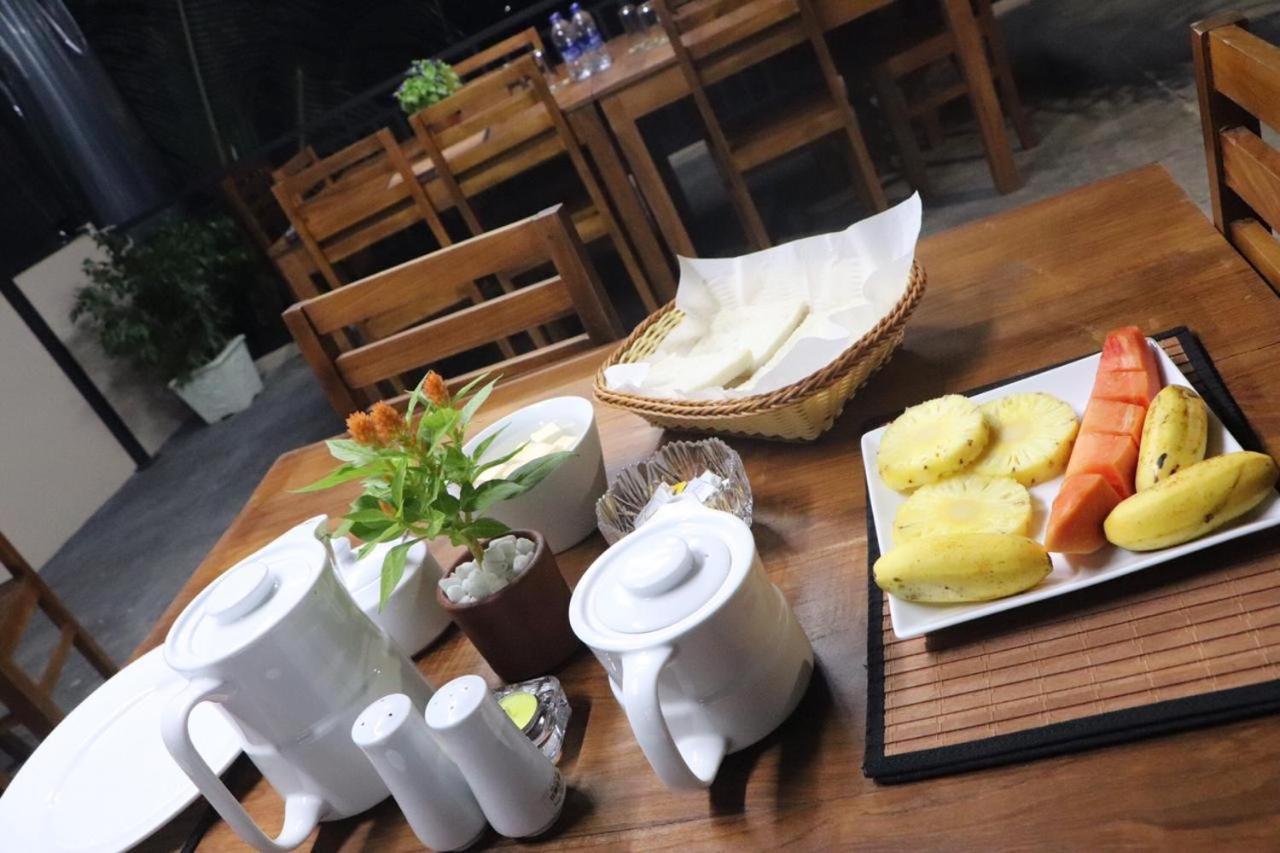 Ryan Residence & Restaurant Negombo Extérieur photo